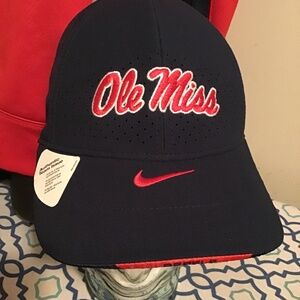 🔥Best offers, Nike’s, OLE MISS hat, NWT, see pictures